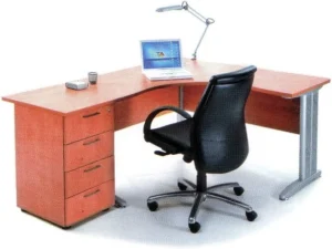 office desk in qatar
