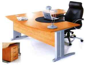office desk in qatar