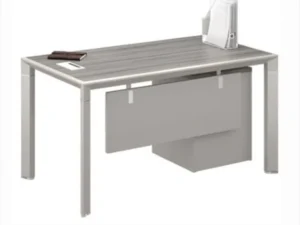 office desk in qatar