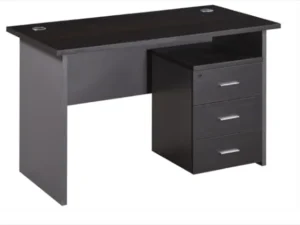 office desk in qatar