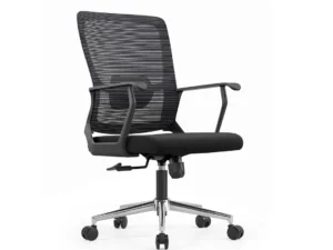 Medium back office chair in Qatar