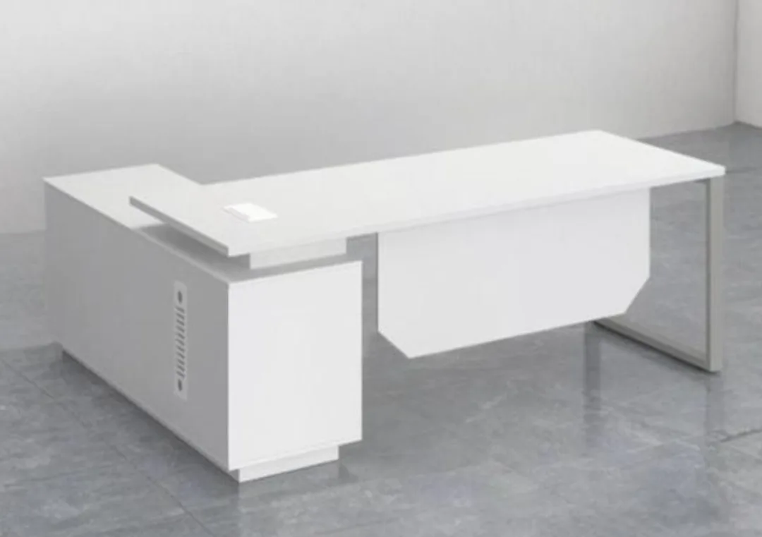 Manager Desk in Doha